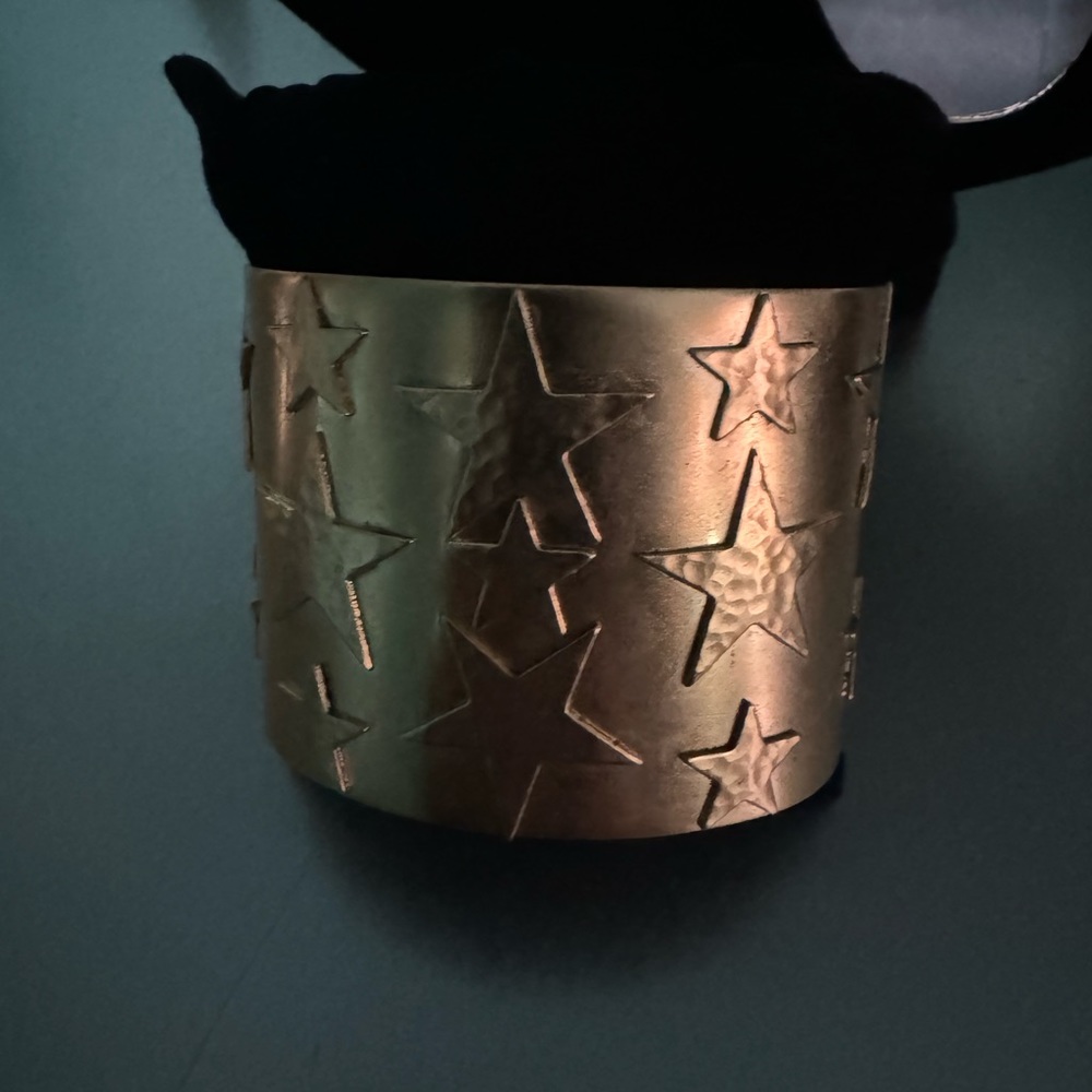 Gold star cuffed bracelet